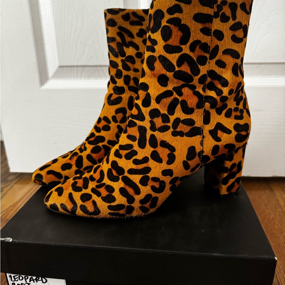 Banana Republic Leopard Print Heeled Boots